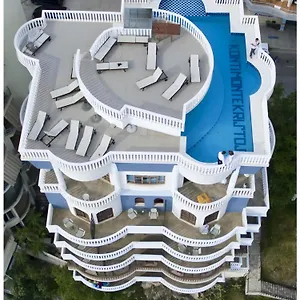 Monte Cristo With Rooftop Pool Hotell Sarandë