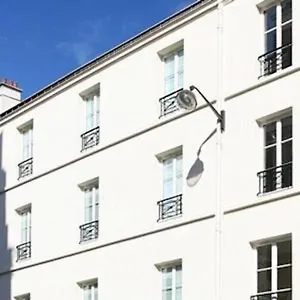 ** Hotel Tingis Francja